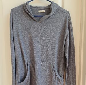 UGG Heather Gray Hooded Long Sleeve Sweater Size S Casu Comfy Hoodie Winter Fall